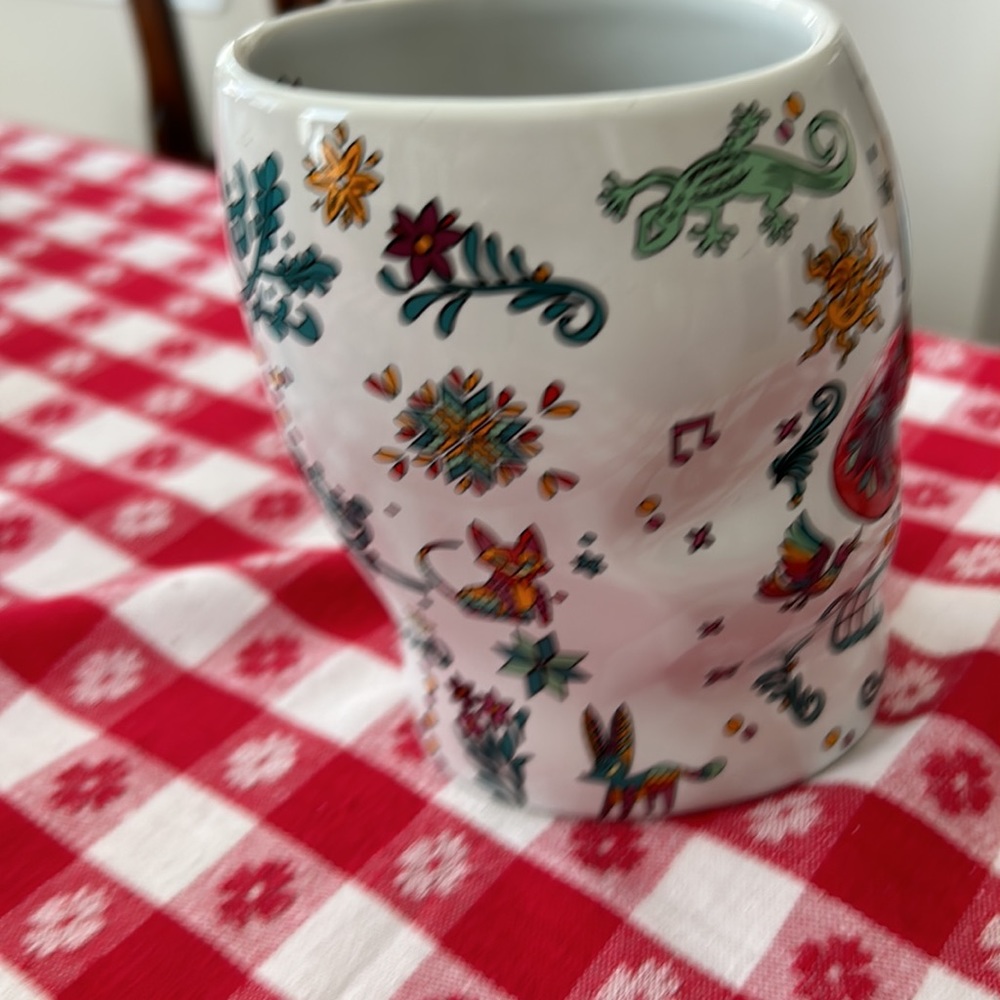 Disney’s Epcot day of the dead oversize mug - Picture 4 of 6